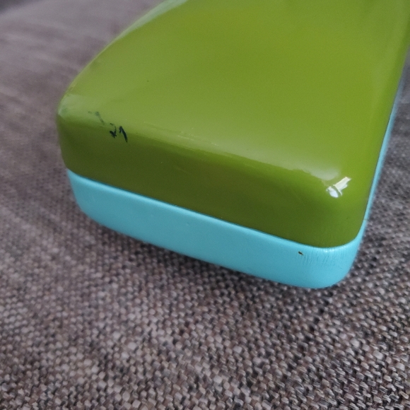 Kate Spade two-tone clamshell sunglasses case - Picture 5 of 12